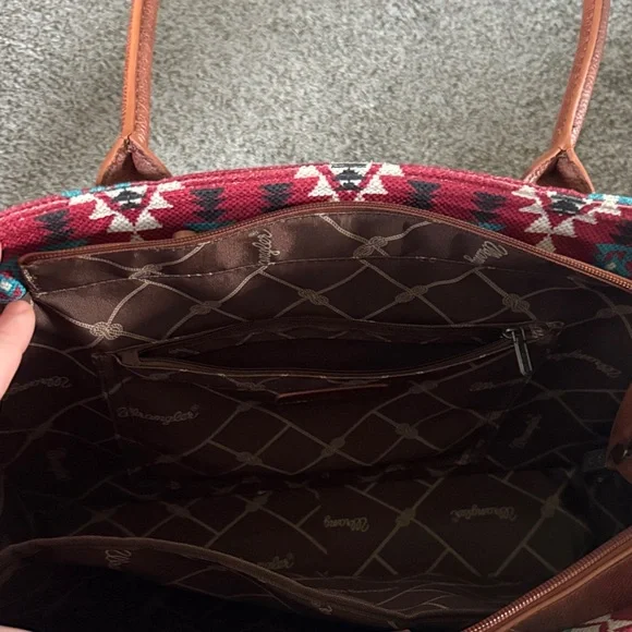 Wrangler Tote Bag - Red and Brown - Picture 4 of 6